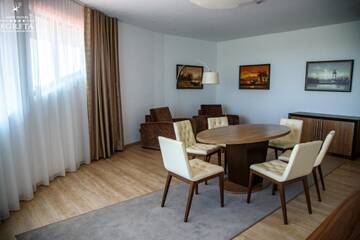 Фото номера Апартаменты с 2 спальнями Отель New Hotel Egreta г. Дунавэцу-де-Жос 5